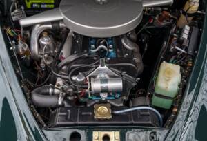 Image 26/31 of Jaguar 340 (1968)
