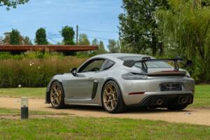 Image 3/100 of Porsche 718 Cayman GT4 RS Weissach (2024)