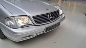 Image 13/41 de Mercedes-Benz SL 320 (1998)