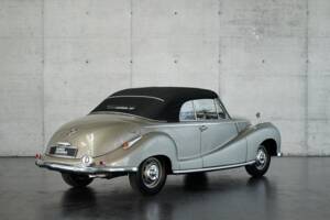 Immagine 37/50 di BMW 502 Baur (1955)