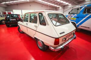 Afbeelding 2/16 van Renault R 6 GTL (1980)