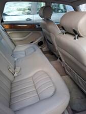 Image 7/8 of Jaguar XJ6 3.2 Executive (1996)