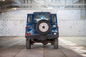 Image 7/86 de Land Rover Defender 110 Td5 (1999)