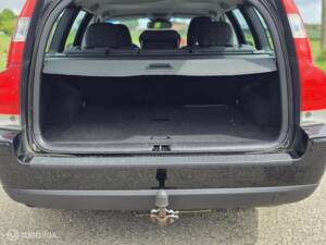 Immagine 26/40 di Volvo V 70 2.4 (2006)