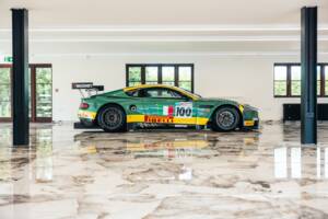 Image 4/30 of Aston Martin DBR9 GT1 (2006)