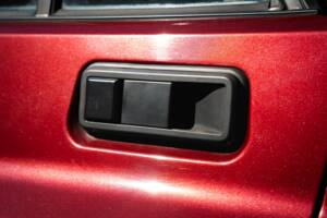 Image 59/63 of Lancia Delta HF Integrale Evoluzione II (1994)
