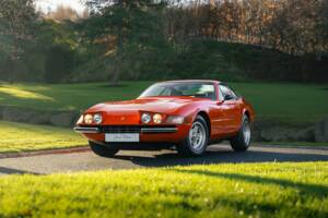 Image 4/74 of Ferrari 365 GTB/4 Daytona (1971)