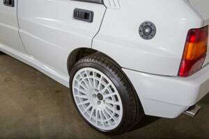 Image 8/20 de Lancia Delta HF Integrale Evoluzione I (1992)