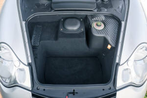 Image 49/51 of Porsche 911 GT2 (2001)