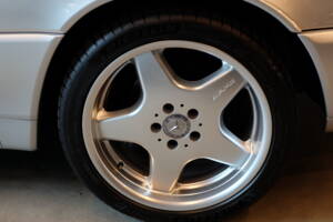 Bild 44/63 von Mercedes-Benz SL 320 &quot;Final Edition&quot; (2001)