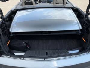 Image 19/31 of Cadillac XLR (2010)