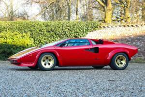 Image 32/50 de Lamborghini Countach LP 5000 S QV (1987)