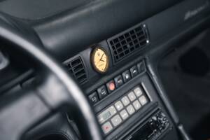 Image 32/42 of Maserati Shamal (1991)