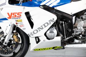 Image 22/50 de Honda DUMMY (2004)
