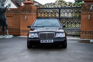 Bild 18/42 von Mercedes-Benz E 320 (1995)