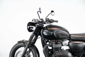 Immagine 23/50 di Triumph DUMMY (2017)