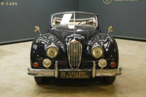 Image 9/50 of Jaguar XK 140 DHC (1955)