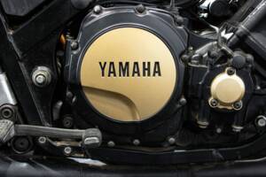 Image 41/50 of Yamaha FZ 750 (1986)