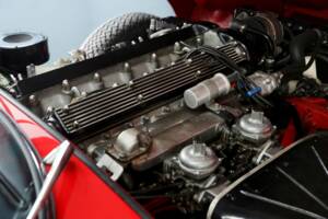 Bild 27/44 von Jaguar E-Type (2+2) (1969)