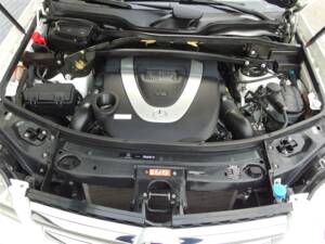 Bild 69/98 von Mercedes-Benz GL 450 4MATIC (2007)