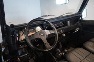 Bild 10/29 von Land Rover 90 (1988)