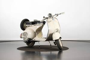 Bild 6/50 von Piaggio Vespa 150 "Struzzo" VL (1955)