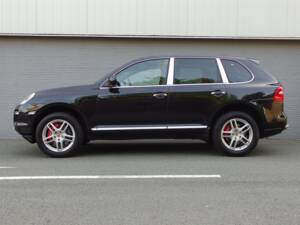 Imagen 6/97 de Porsche Cayenne Turbo (2007)