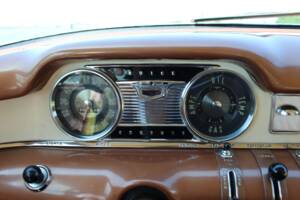 Image 21/29 of Buick 60 Century (1954)