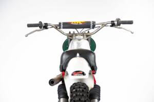 Image 28/50 of CZ 250 (1977)