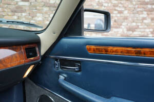 Image 16/50 of Jaguar XJS 5.3 V12 (1988)