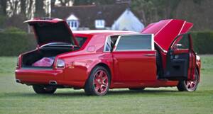 Image 23/50 of Rolls-Royce Phantom VII (2016)