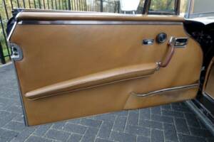 Bild 25/36 von Mercedes-Benz 280 SE 3,5 (1970)
