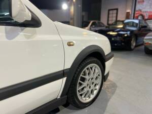 Image 25/50 de Volkswagen Golf III 2.0 16V GTI (1997)