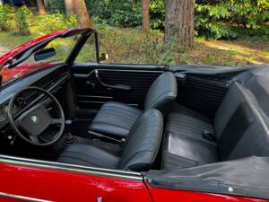 Image 88/142 of BMW 1600 Convertible (1970)