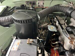 Bild 25/39 von Land Rover 88 (1984)
