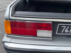 Image 42/79 of BMW M 635 CSi (1989)