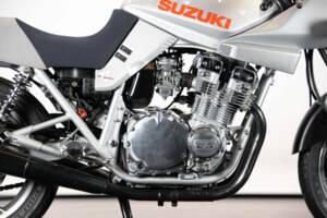 Immagine 33/50 di Suzuki GSX 750S Katana (1982)