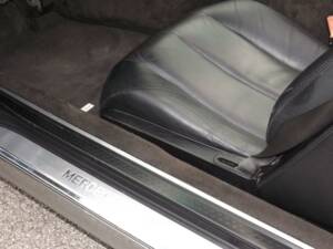 Image 19/50 de Mercedes-Benz 500 SL (1991)