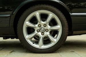 Bild 19/50 von Jaguar XJR 4.0 (2000)