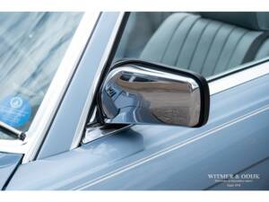 Imagen 21/28 de Mercedes-Benz 380 SL (1984)