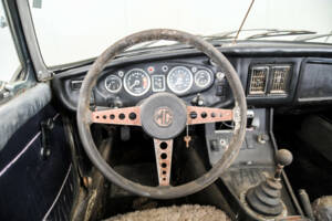 Bild 8/50 von MG MGB (1971)