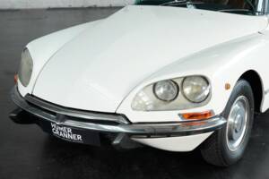 Bild 12/50 von Citroën DS 23 Pallas IE (1974)