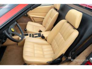 Bild 4/37 von Ferrari 328 GTS (1985)