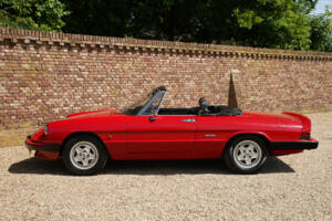 Image 14/50 of Alfa Romeo 2.0 Spider (1990)