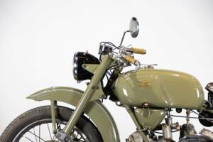 Image 25/50 of Moto Guzzi DUMMY (1963)