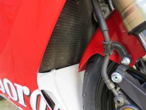 Imagen 31/40 de Yamaha DUMMY (2002)