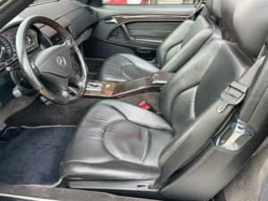 Image 12/20 of Mercedes-Benz SL 500 &quot;Final Edition&quot; (2001)