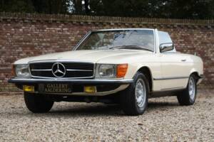 Imagen 27/50 de Mercedes-Benz 280 SL (1976)