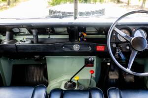 Image 42/50 of Land Rover 88 (1978)