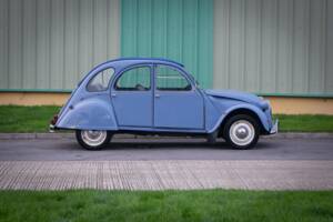 Image 4/38 de Citroën 2 CV 6 (1988)